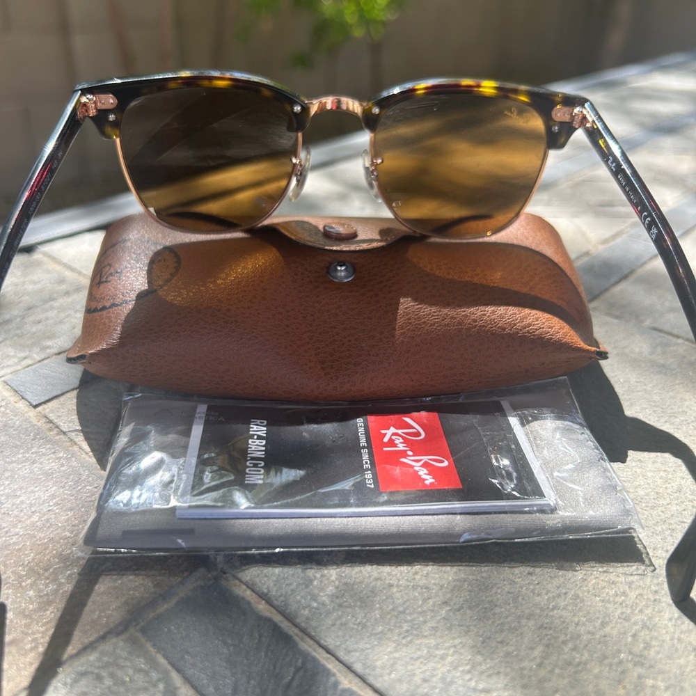 Ray-Ban Tortoise Shell Sunglasses - Picture 13 of 13